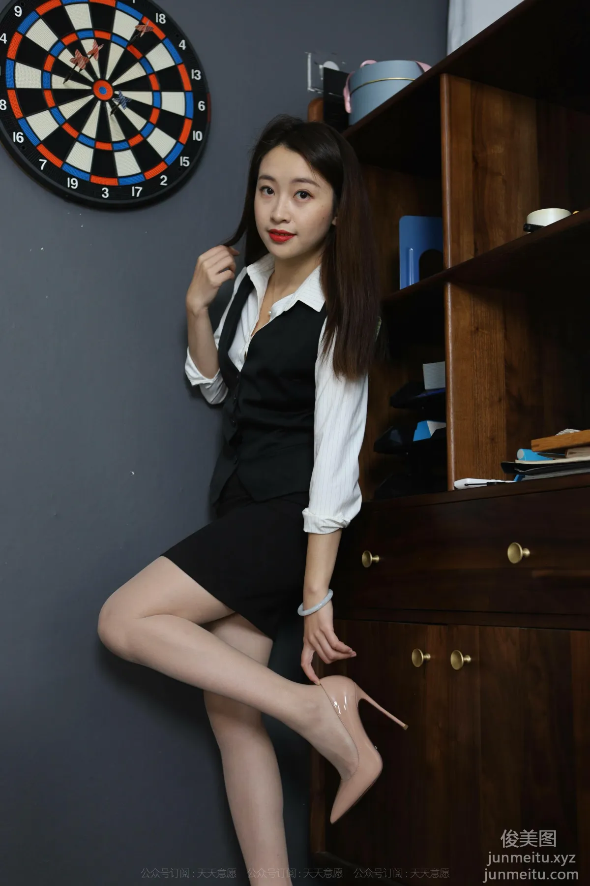 [IESS异思趣向]2021.11.12 丝享家972：小婕《周末陪你加班》[94P] page 48