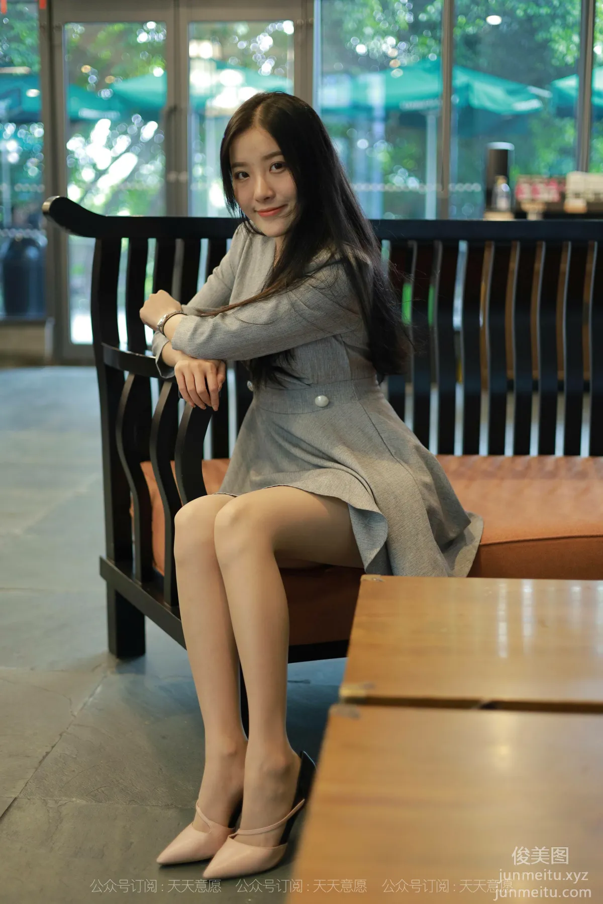 [IESS异思趣向]2021.11.13 丝享家973：婉苹《美女配咖啡》[86P] page 11