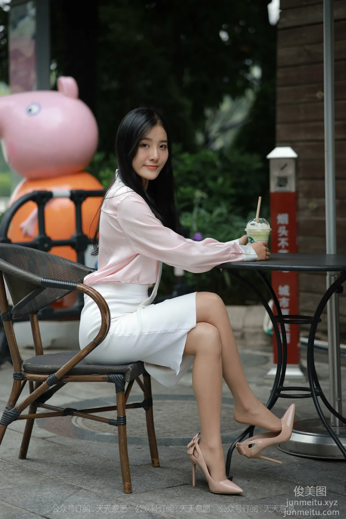 [IESS异思趣向]2021.11.19 丝享家978：婉苹《粉红色的回忆》[83P] page 10