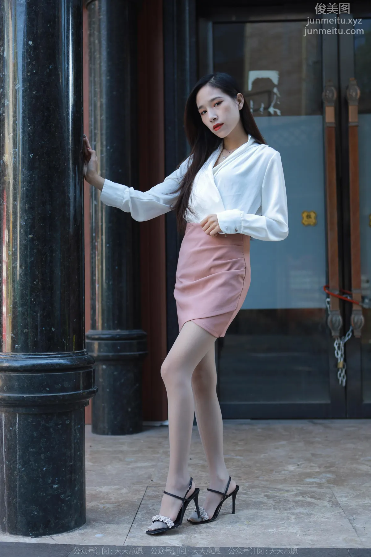 [IESS异思趣向] 2022.10.27 丝享家 1250 美子《街角的爱人》[88P] page 9