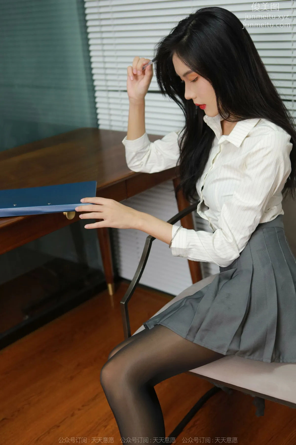 [IESS异思趣向] 2022.11.04 丝享家 1258 胆胆《红色高跟鞋》[95P] page 44