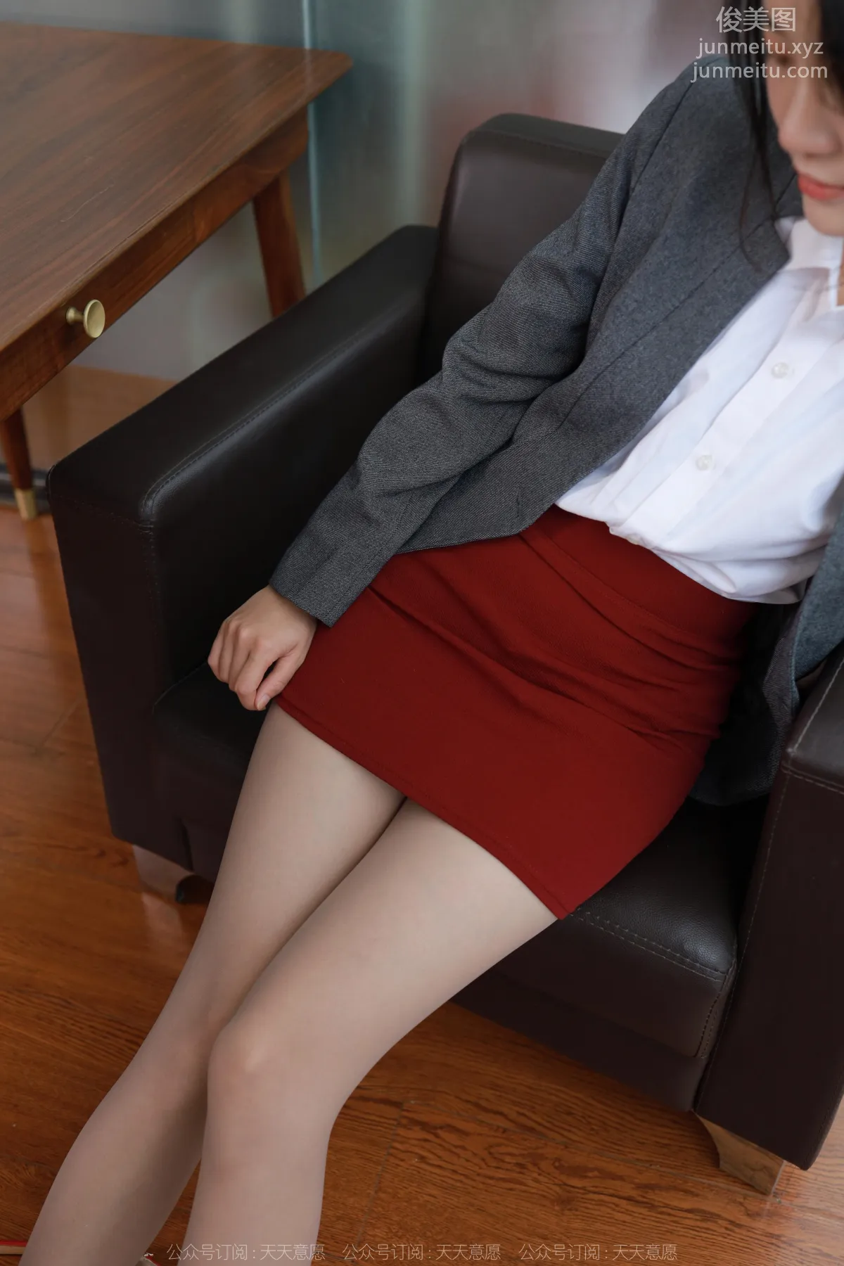 [IESS异思趣向] 2022.12.06 丝享家 1290 婉萍《迷人绯红》[93P] page 39
