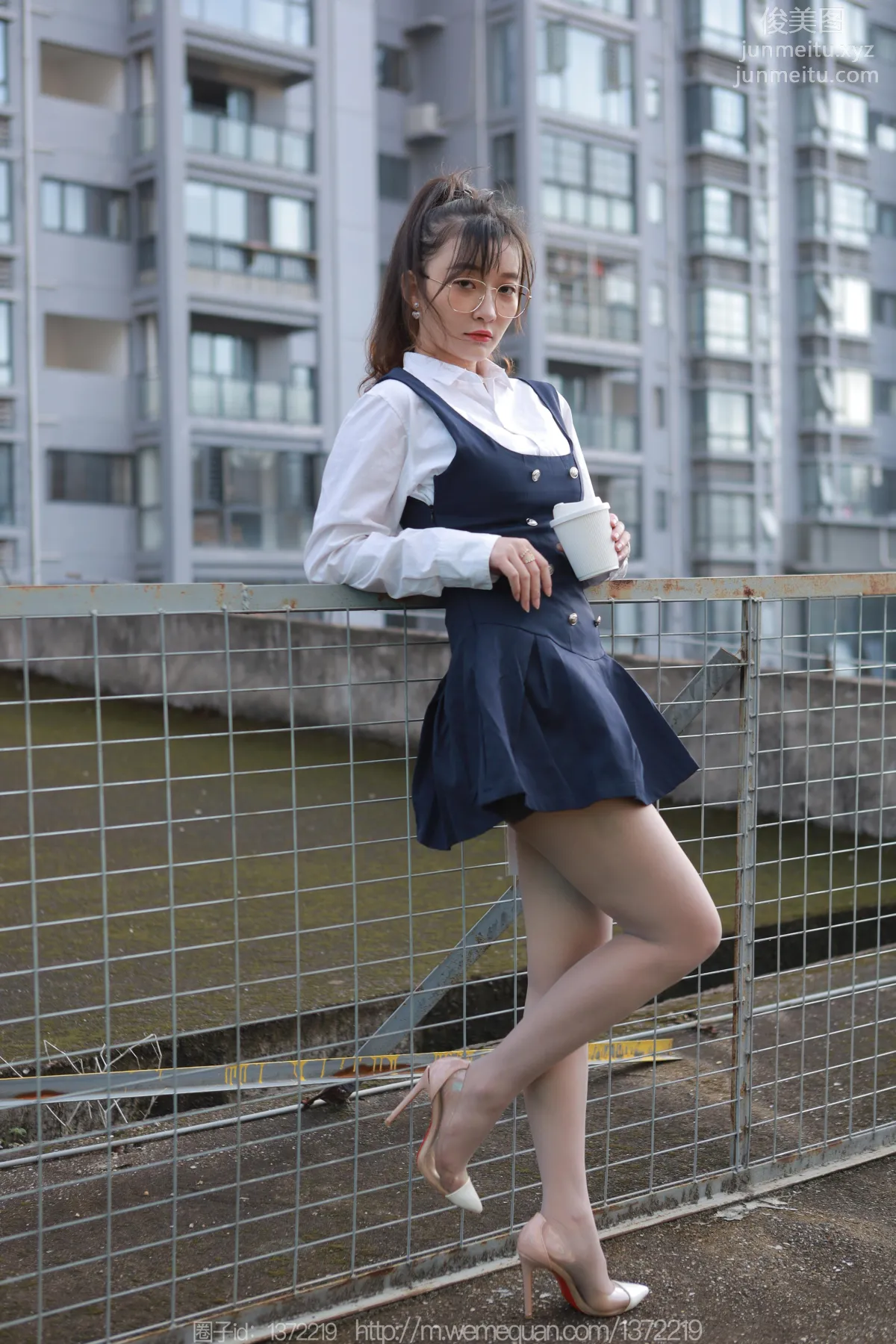 [IESS异思趣向] 2022.12.13 丝享家 1297 秋秋《楼梯偶遇婉萍》[79P] page 40