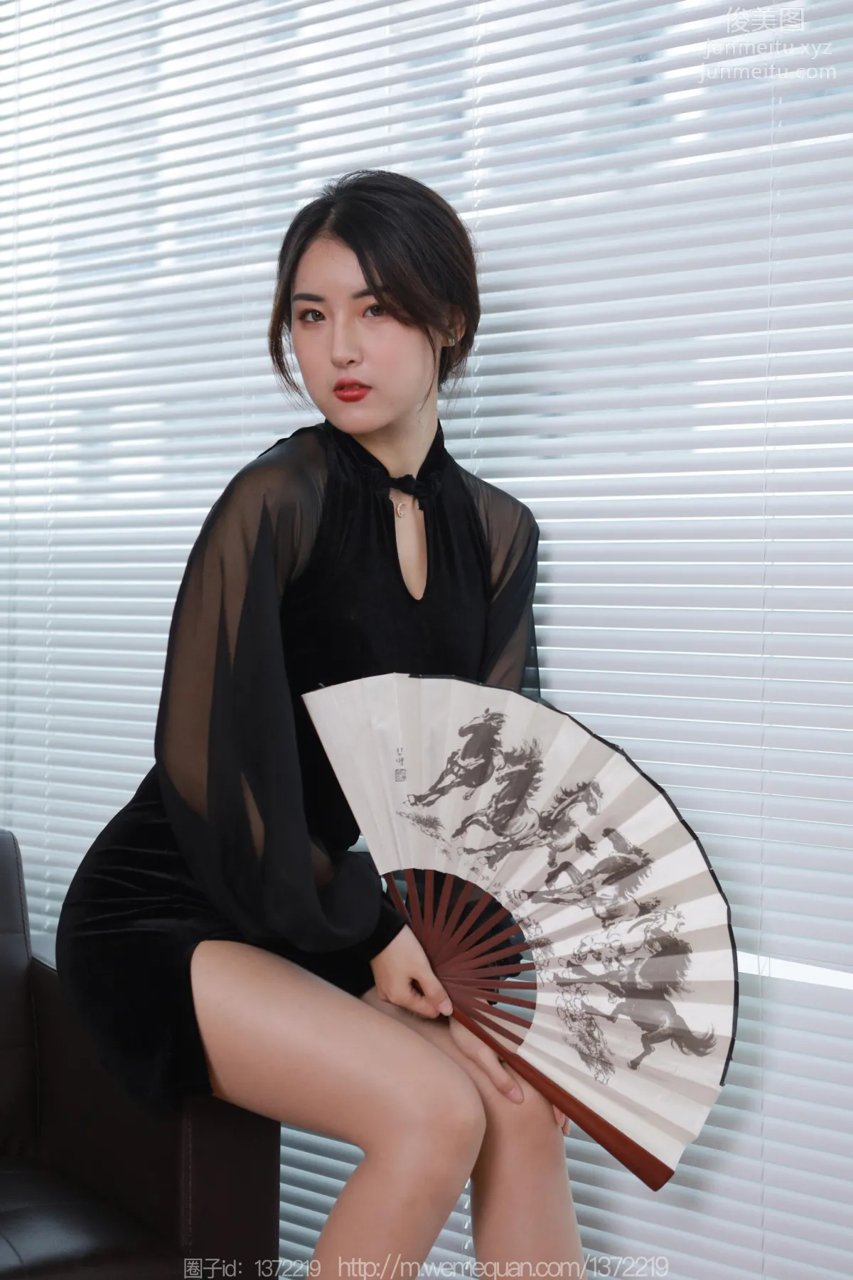 [IESS异思趣向] 2022.12.15 丝享家 1299 小宝《黑色旗袍白纸扇》[86P] page 42