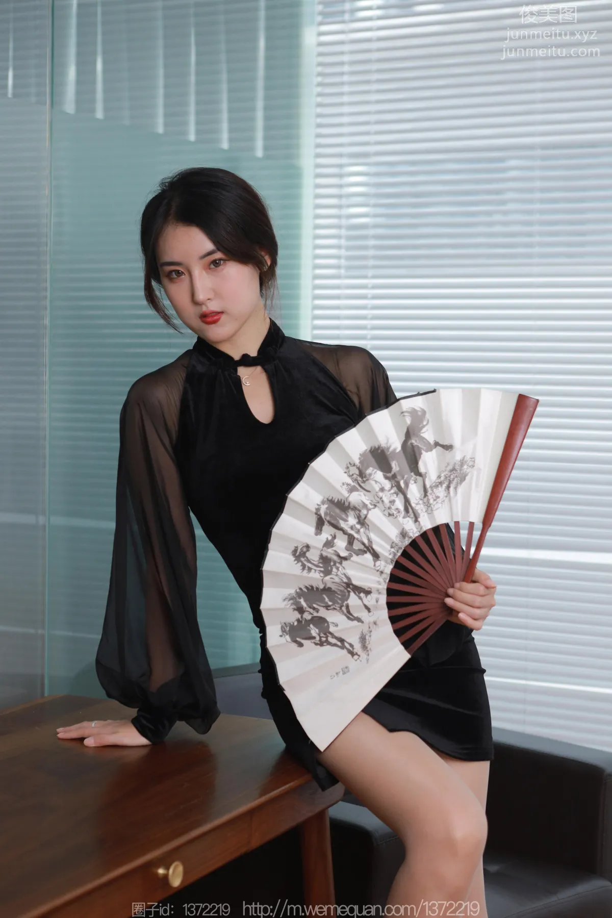 [IESS异思趣向] 2022.12.15 丝享家 1299 小宝《黑色旗袍白纸扇》[86P] page 78