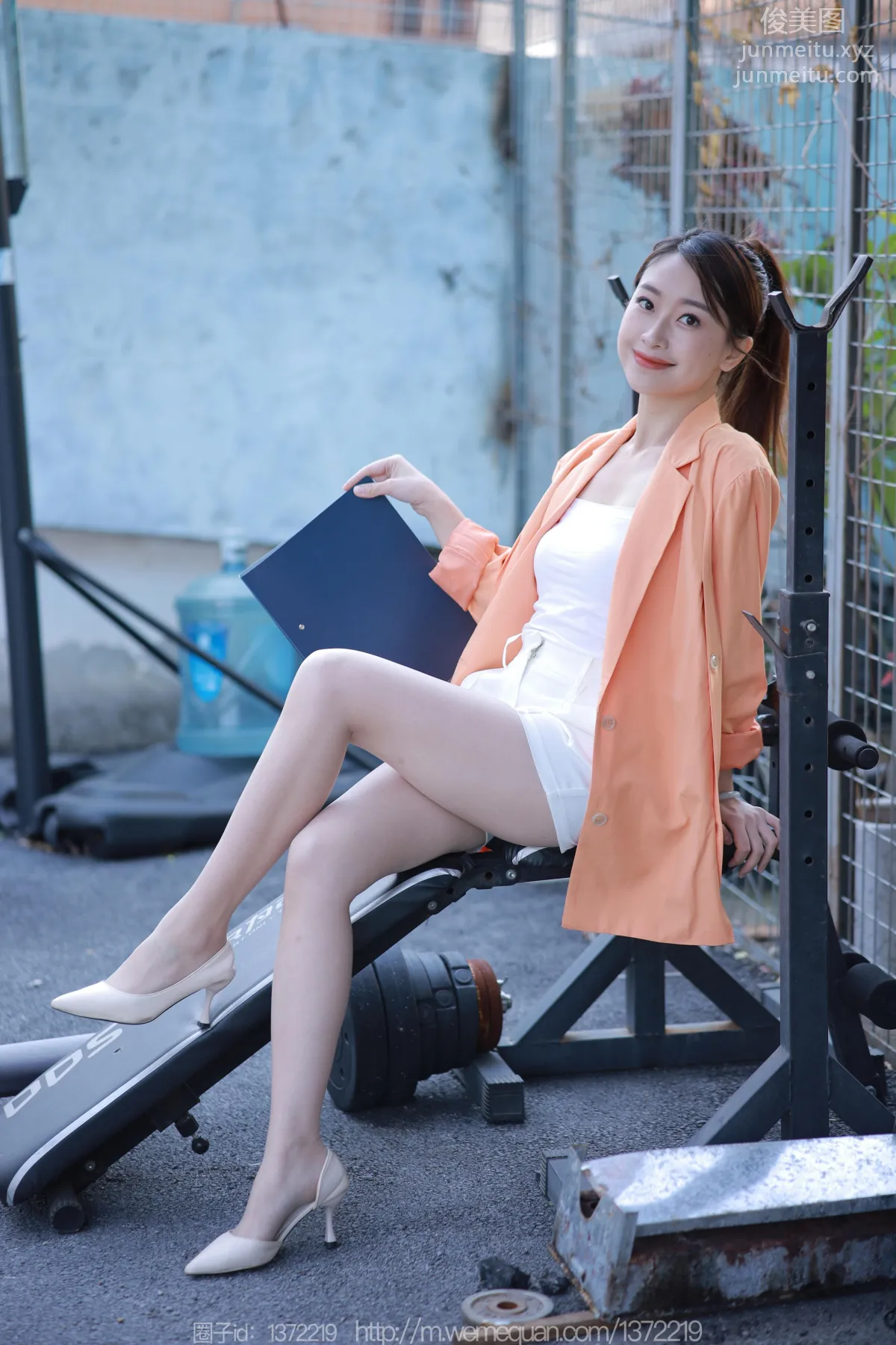 [IESS异思趣向] 2022.12.19 丝享家 1303 小婕《橙色外套》[88P] page 27