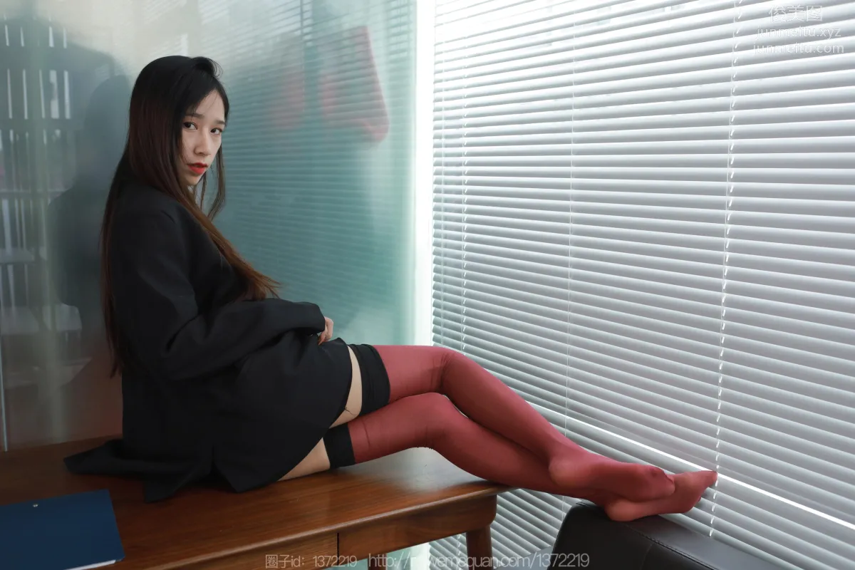 [IESS异思趣向] 2023.01.05 丝享家 1320 美子《半筒红与黑》[90P] page 84