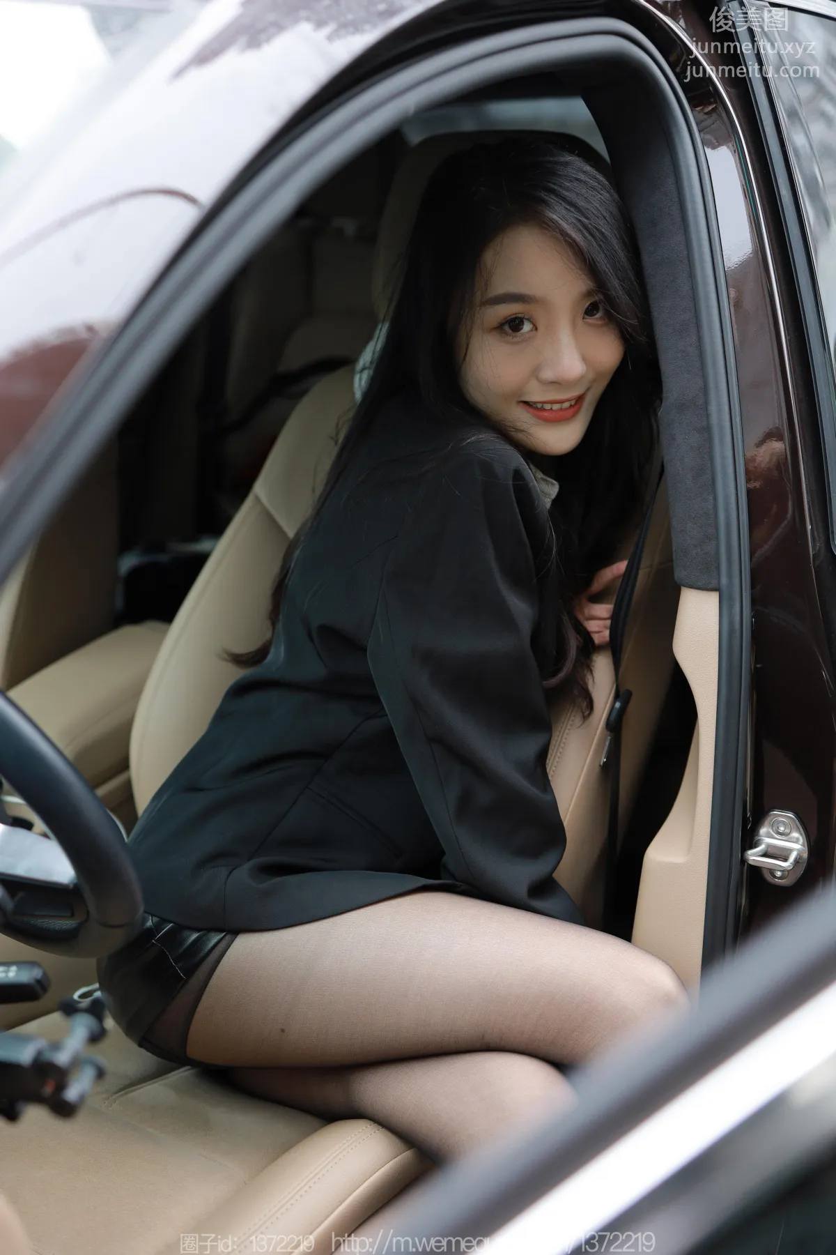 [IESS异思趣向] 2023.01.11 丝享家 1326 婉萍《美女专车》[88P] page 74