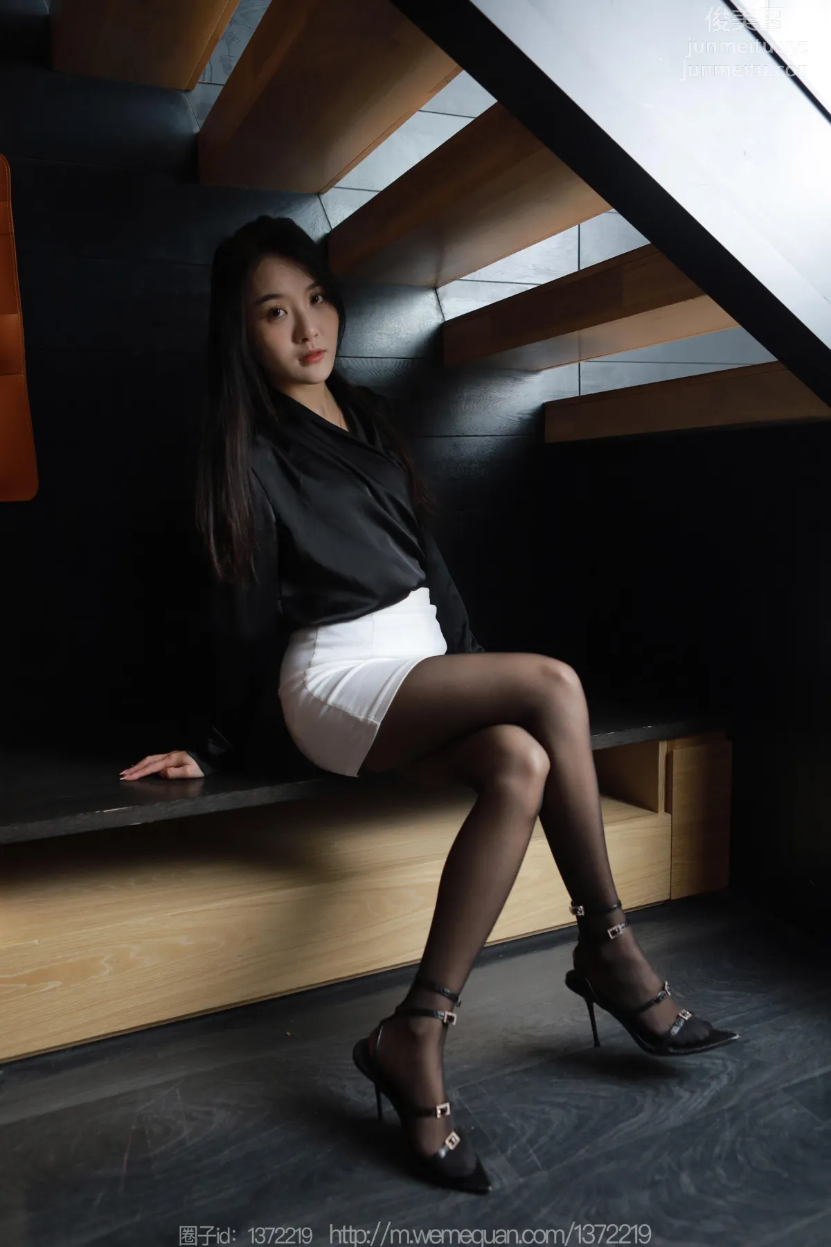 [IESS异思趣向] 2023.01.21 丝享家 1336 婉萍《房间里的OL》[89P] page 42