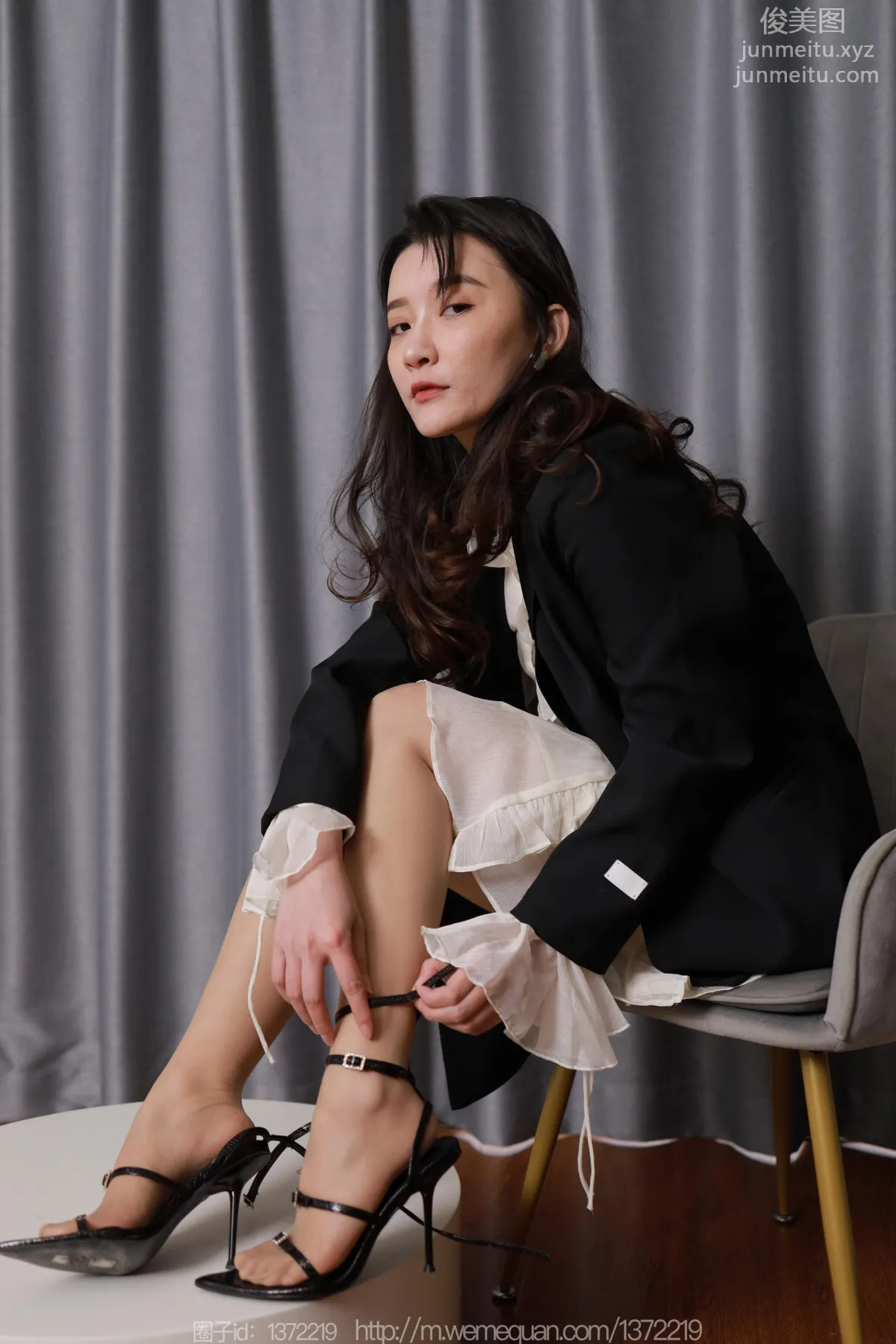 [IESS异思趣向] 2023.02.04 丝享家 1351 秋秋《黑色绑带》[83P] page 16