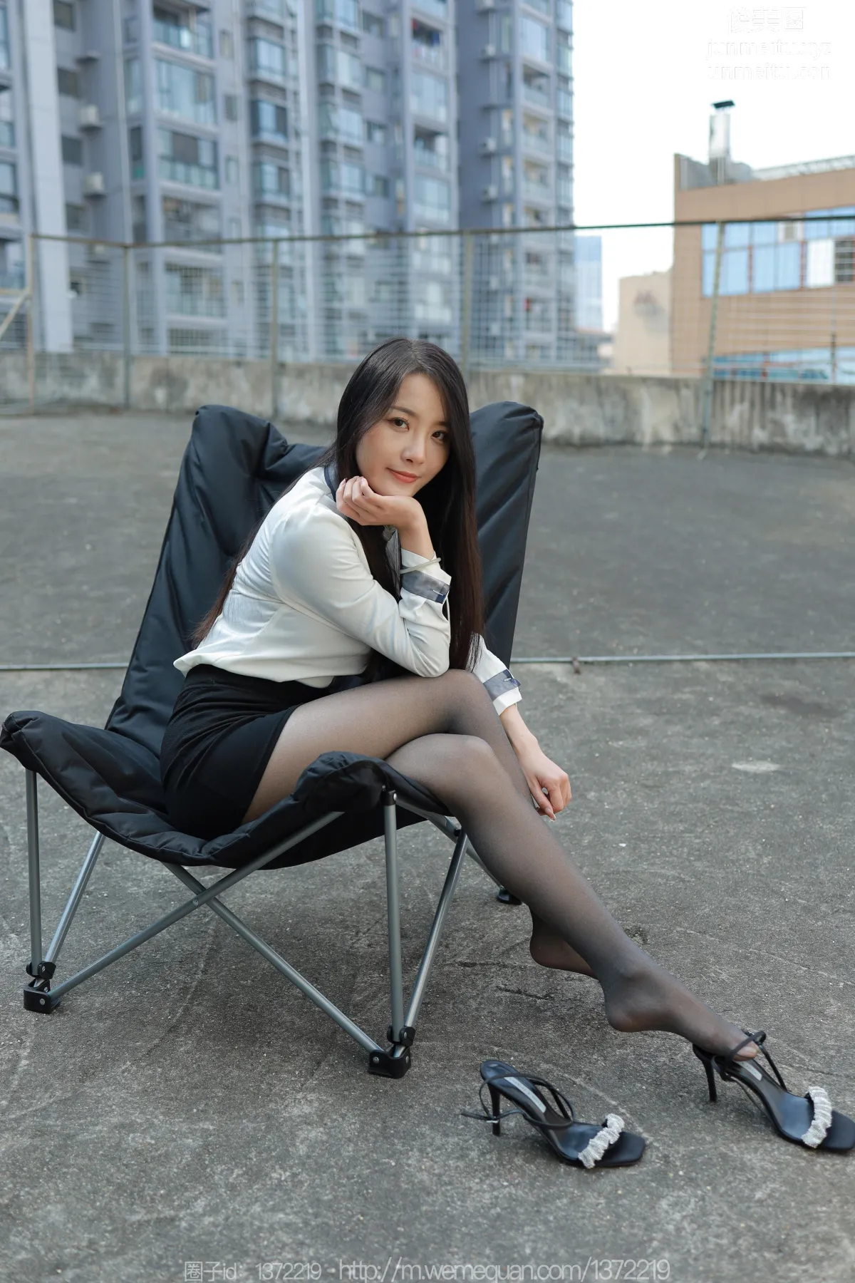 [IESS异思趣向] 2023.02.11 丝享家 1358 婉萍《户外OL》[88P] page 36