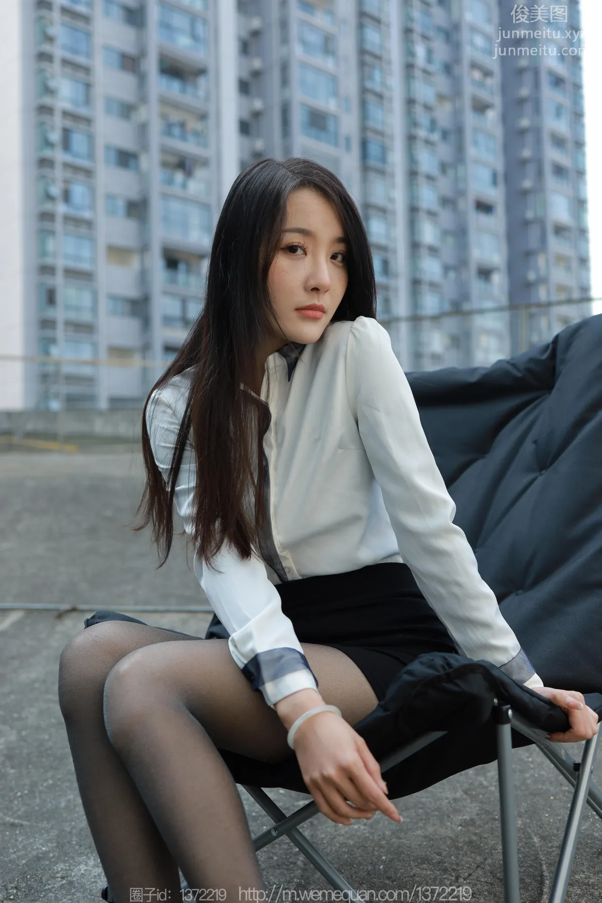 [IESS异思趣向] 2023.02.11 丝享家 1358 婉萍《户外OL》[88P] page 77