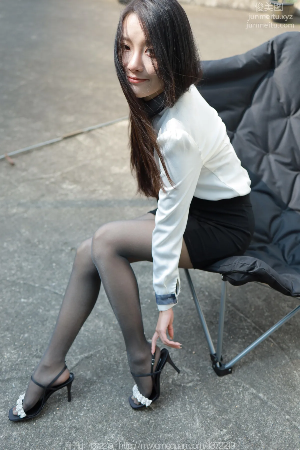 [IESS异思趣向] 2023.02.11 丝享家 1358 婉萍《户外OL》[88P] page 78