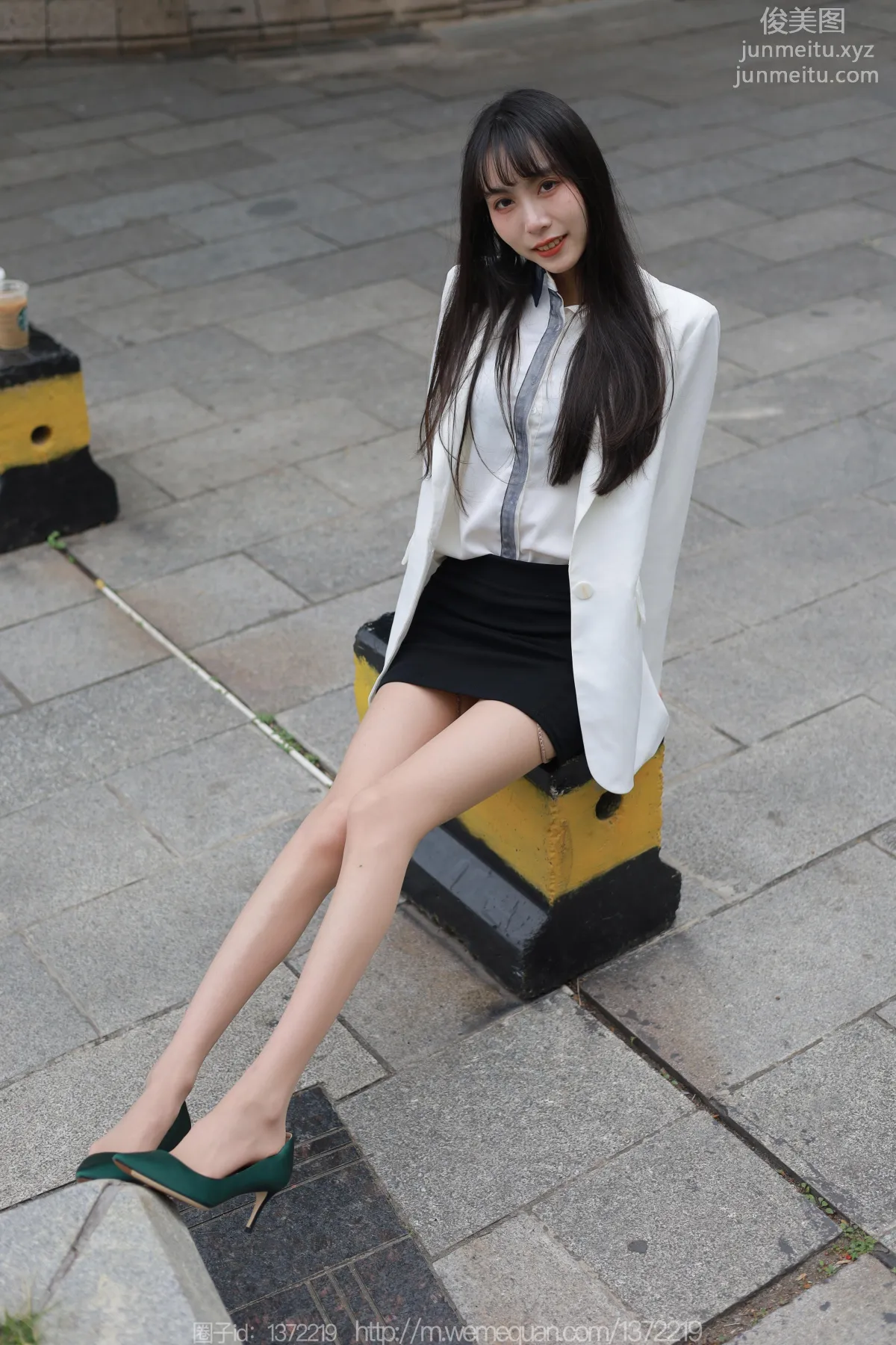 [IESS异思趣向] 2023.02.18 丝享家 1365 团团《街拍OL美女》[89P] page 74