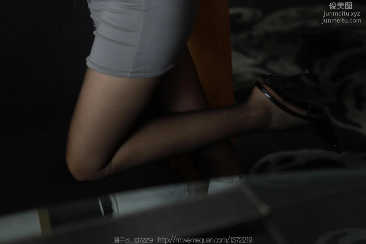 [IESS异思趣向] 2023.02.19 丝享家 1366 小金《OL灰色包臀裙》[90P] page 66