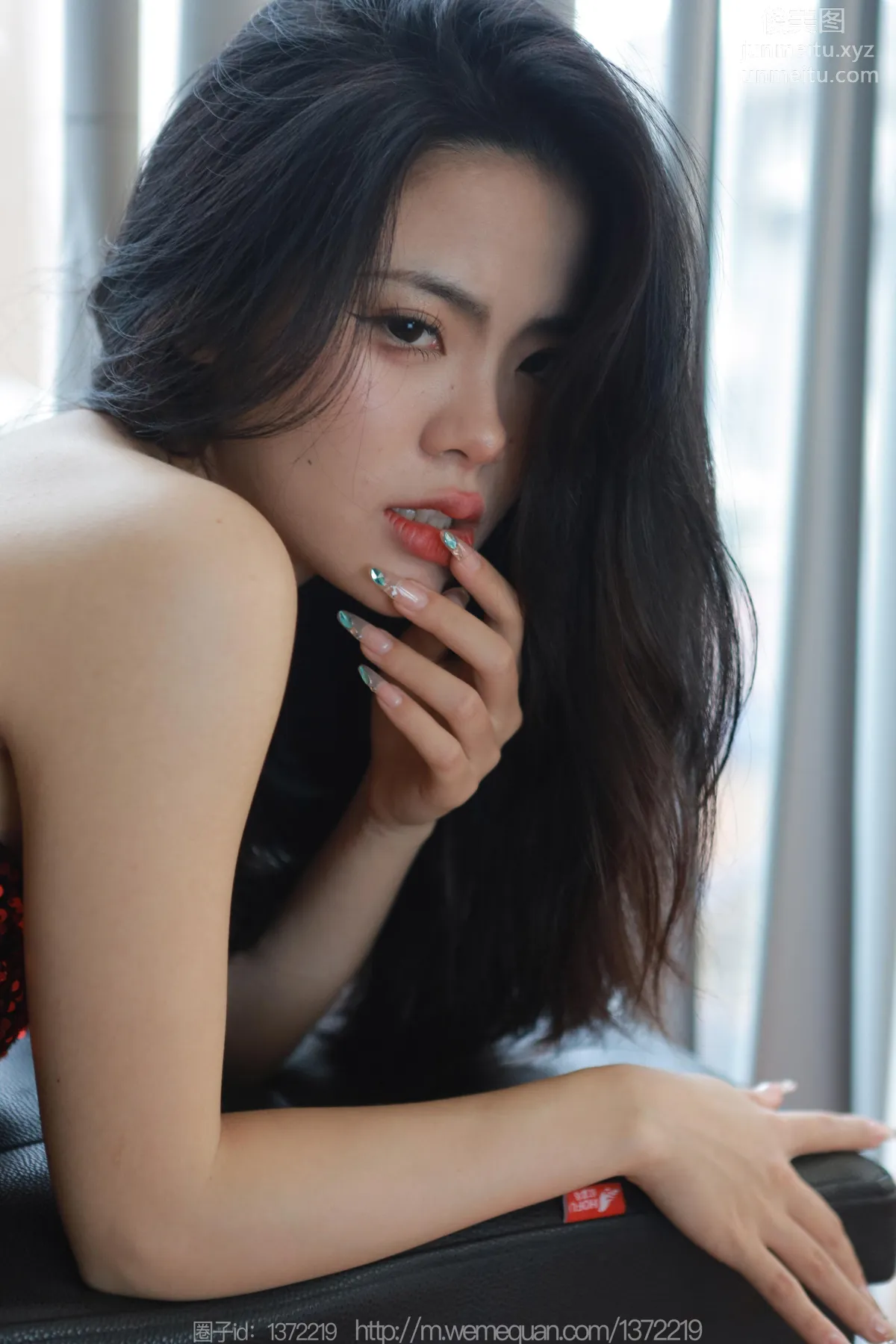 [IESS异思趣向] 2023.02.26 丝享家 1373 兔兔《红裙女神（下）》[85P] page 33