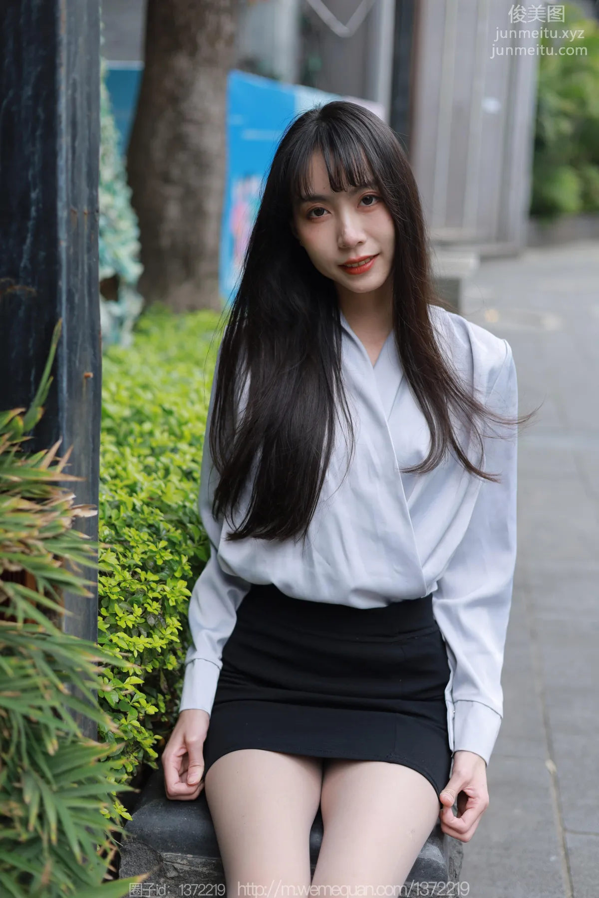 [IESS异思趣向] 2023.03.02 丝享家 1378 团团《楼梯上的美人》[92P] page 3