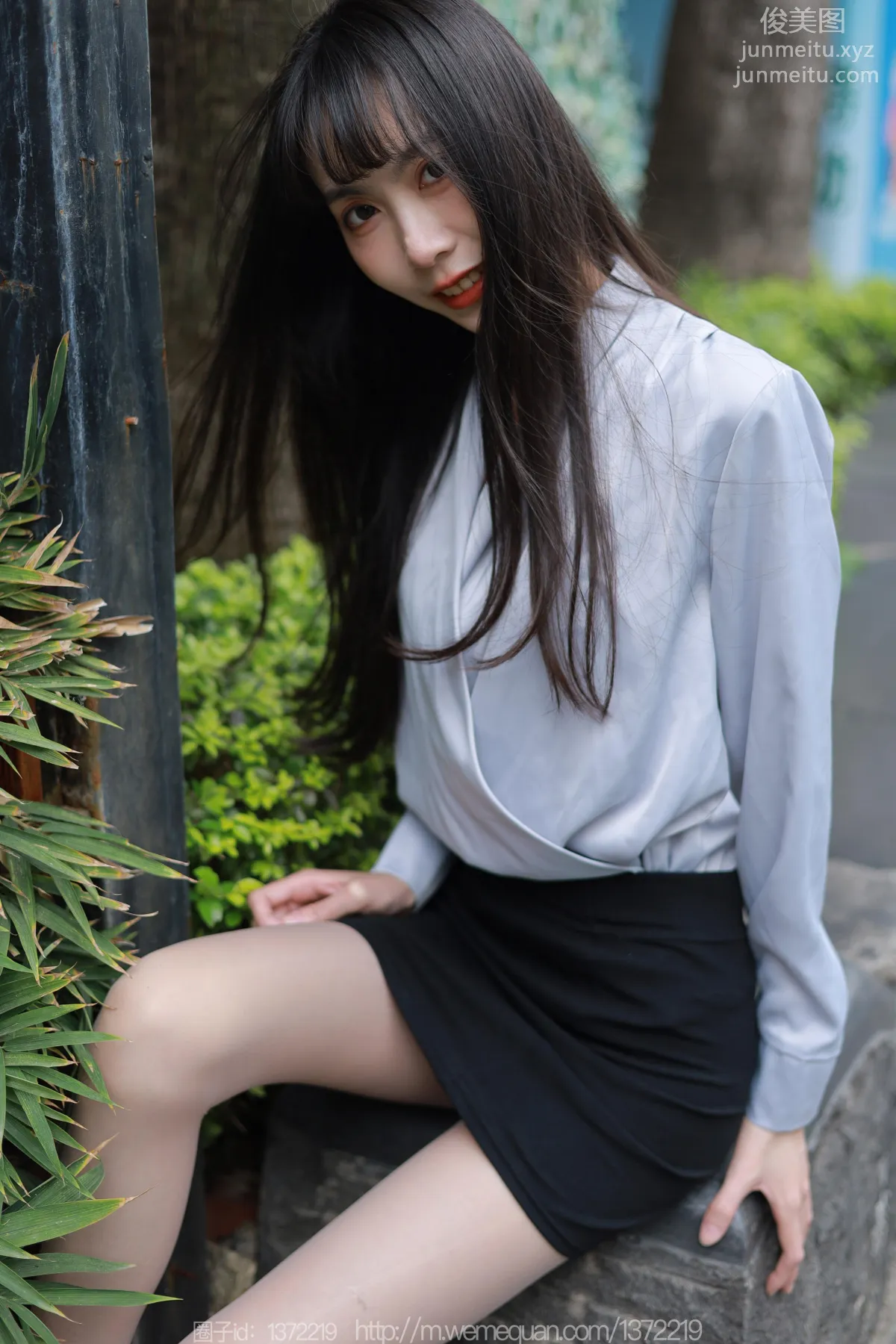 [IESS异思趣向] 2023.03.02 丝享家 1378 团团《楼梯上的美人》[92P] page 10