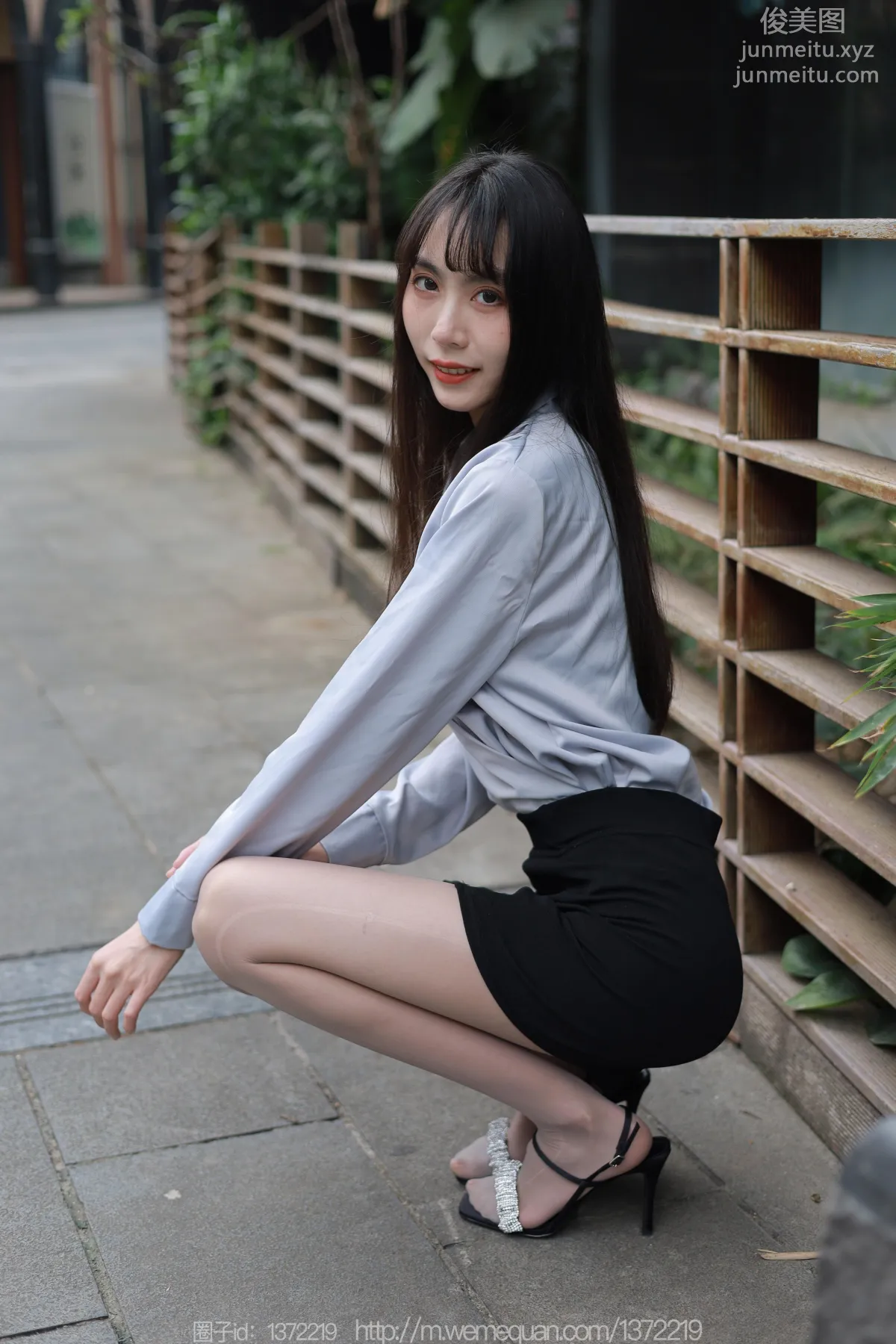 [IESS异思趣向] 2023.03.02 丝享家 1378 团团《楼梯上的美人》[92P] page 21