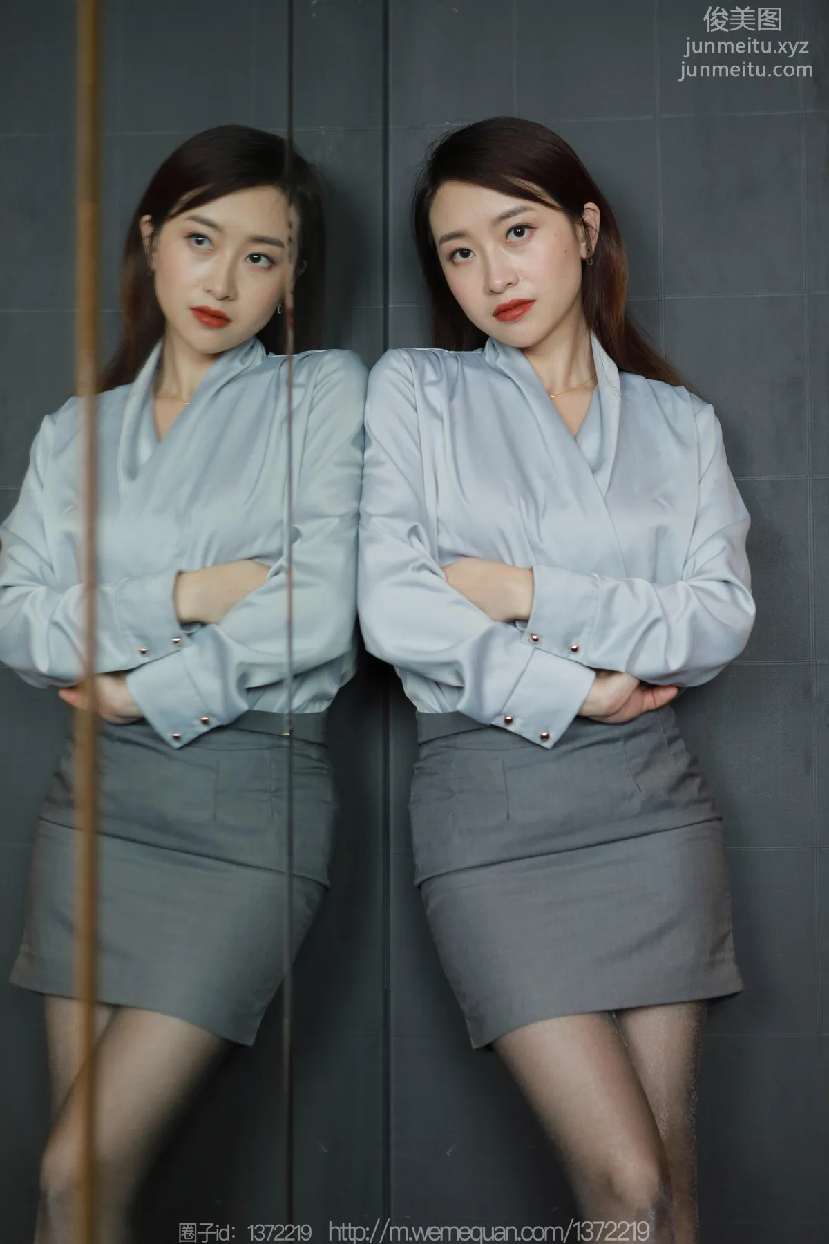 [IESS异思趣向] 2023.03.08 丝享家 1384 小婕《灰裙亮丝》[86P] page 28