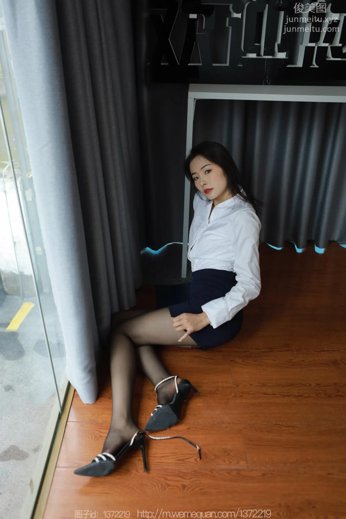 [IESS异思趣向] 2023.03.15 丝享家 1391 小金《落地窗制服》[88P] page 28