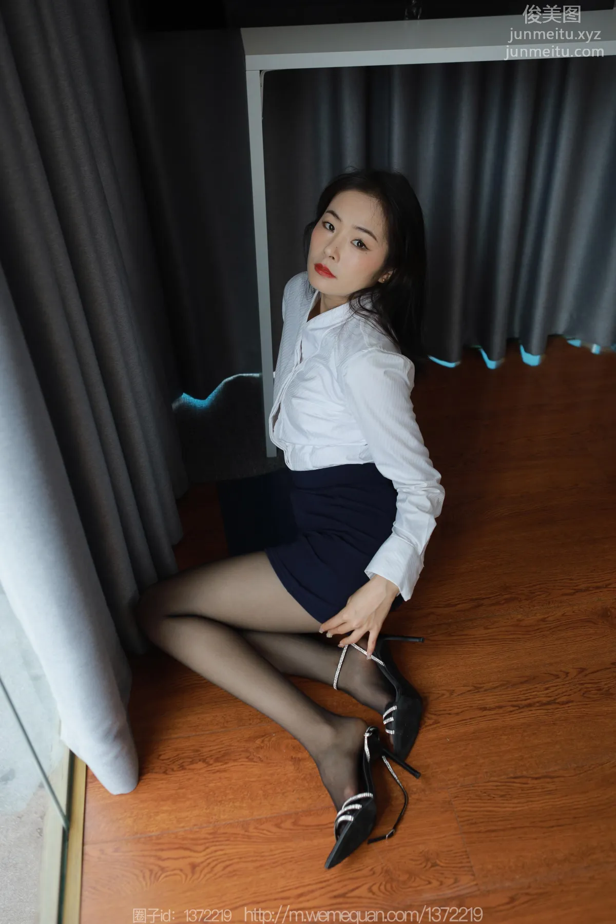[IESS异思趣向] 2023.03.15 丝享家 1391 小金《落地窗制服》[88P] page 30