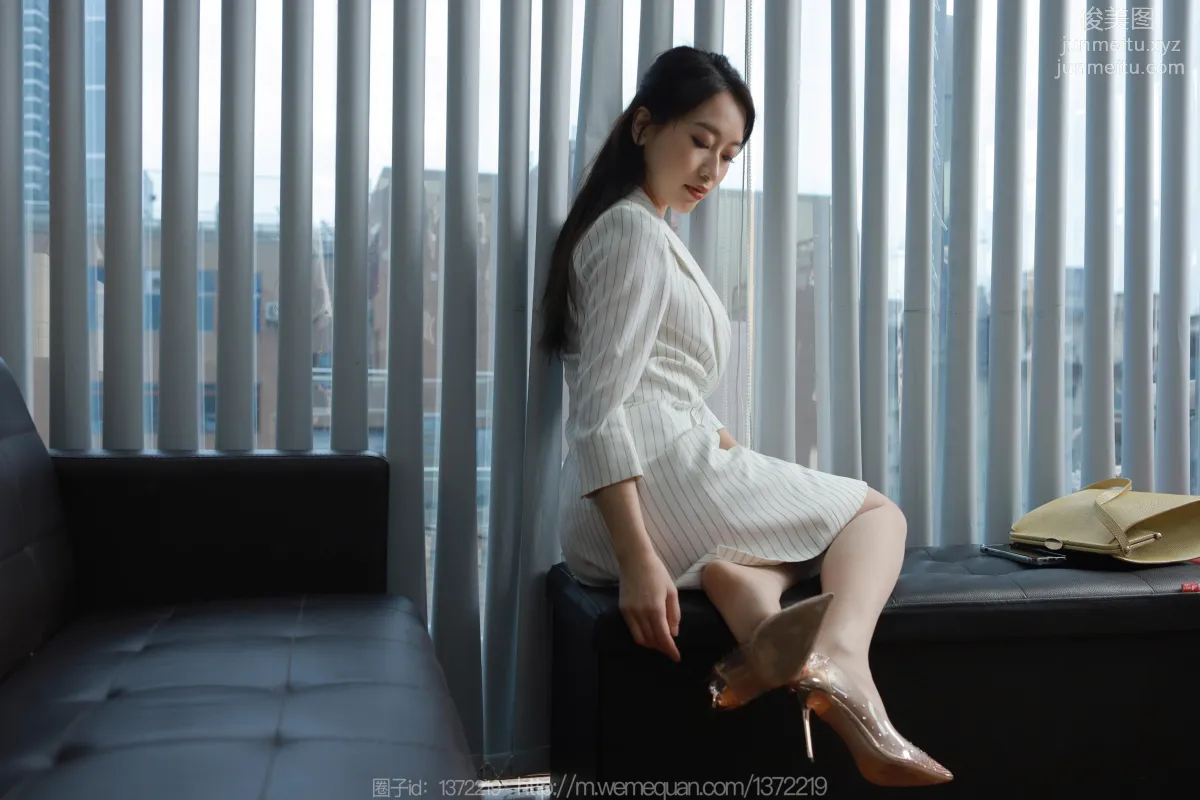 [IESS异思趣向] 2023.03.24 丝享家 1400 小婕《白色条纹外套》[88P] page 56