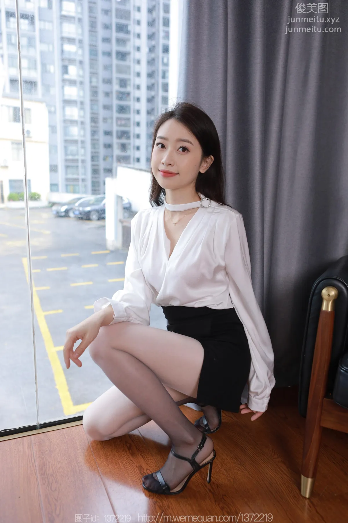 [IESS异思趣向] 2023.05.08 丝享家 1445 小婕《黑白渐变》[90P] page 21