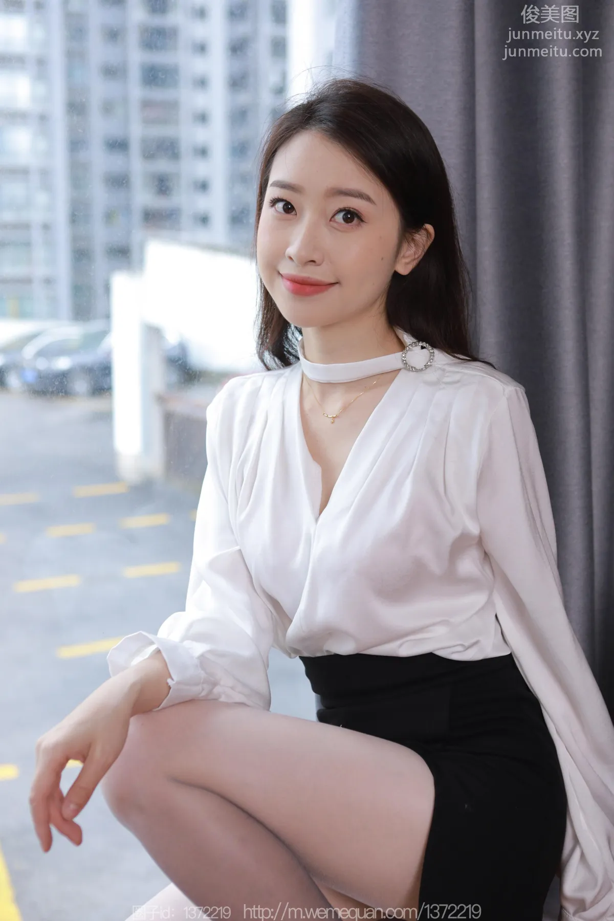 [IESS异思趣向] 2023.05.08 丝享家 1445 小婕《黑白渐变》[90P] page 23
