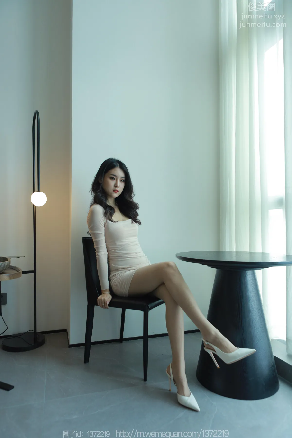 [IESS异思趣向] 2023.05.14 丝享家 1451 小宝《浅色包臀裙》[80P] page 3