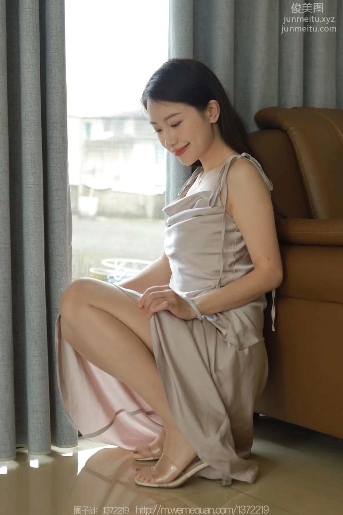 [IESS异思趣向] 2023.05.15 丝享家 1452 小婕《香槟色吊带裙》[85P] page 69