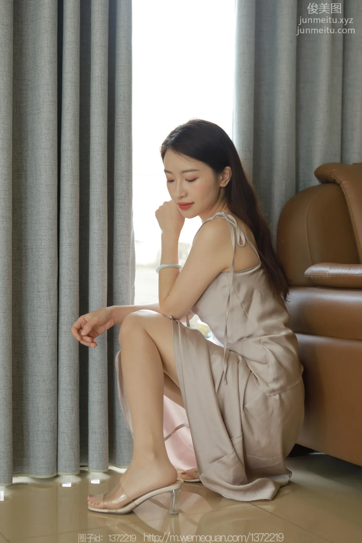 [IESS异思趣向] 2023.05.15 丝享家 1452 小婕《香槟色吊带裙》[85P] page 71