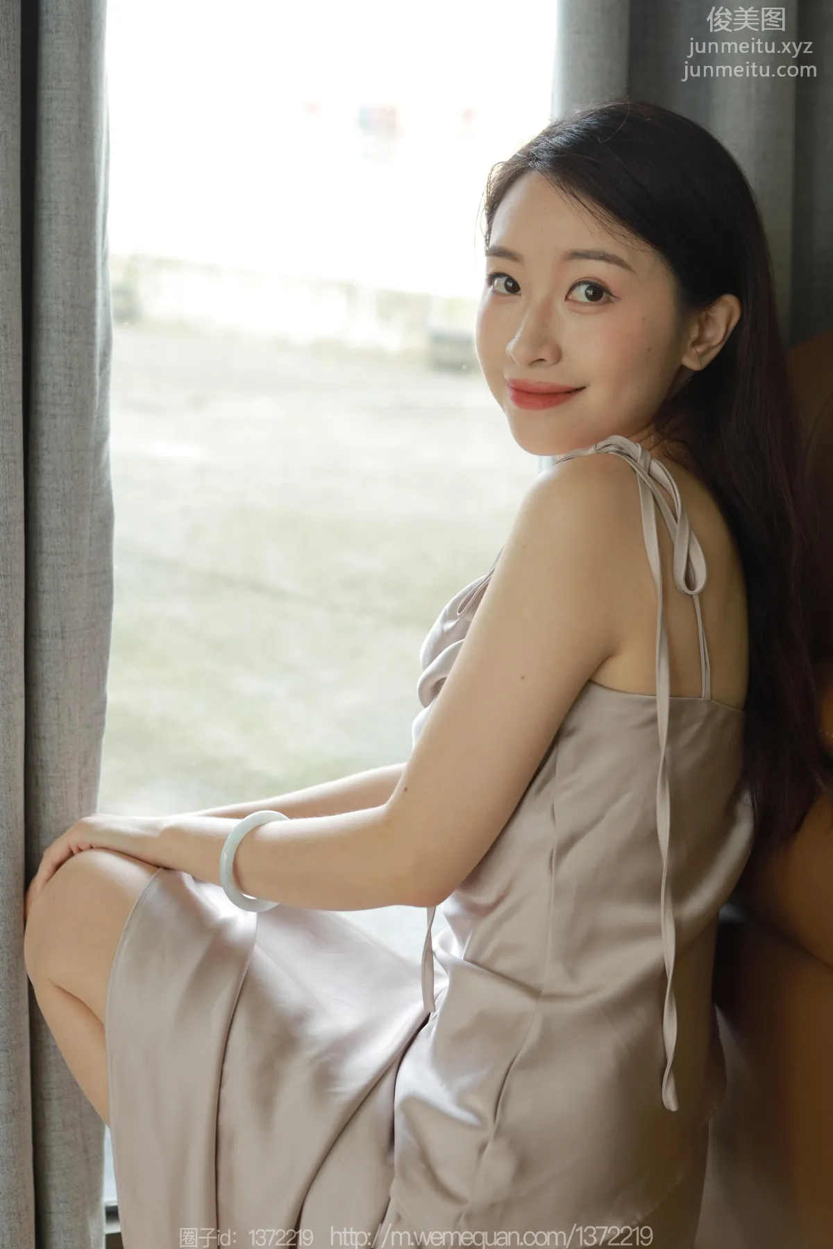 [IESS异思趣向] 2023.05.15 丝享家 1452 小婕《香槟色吊带裙》[85P] page 75