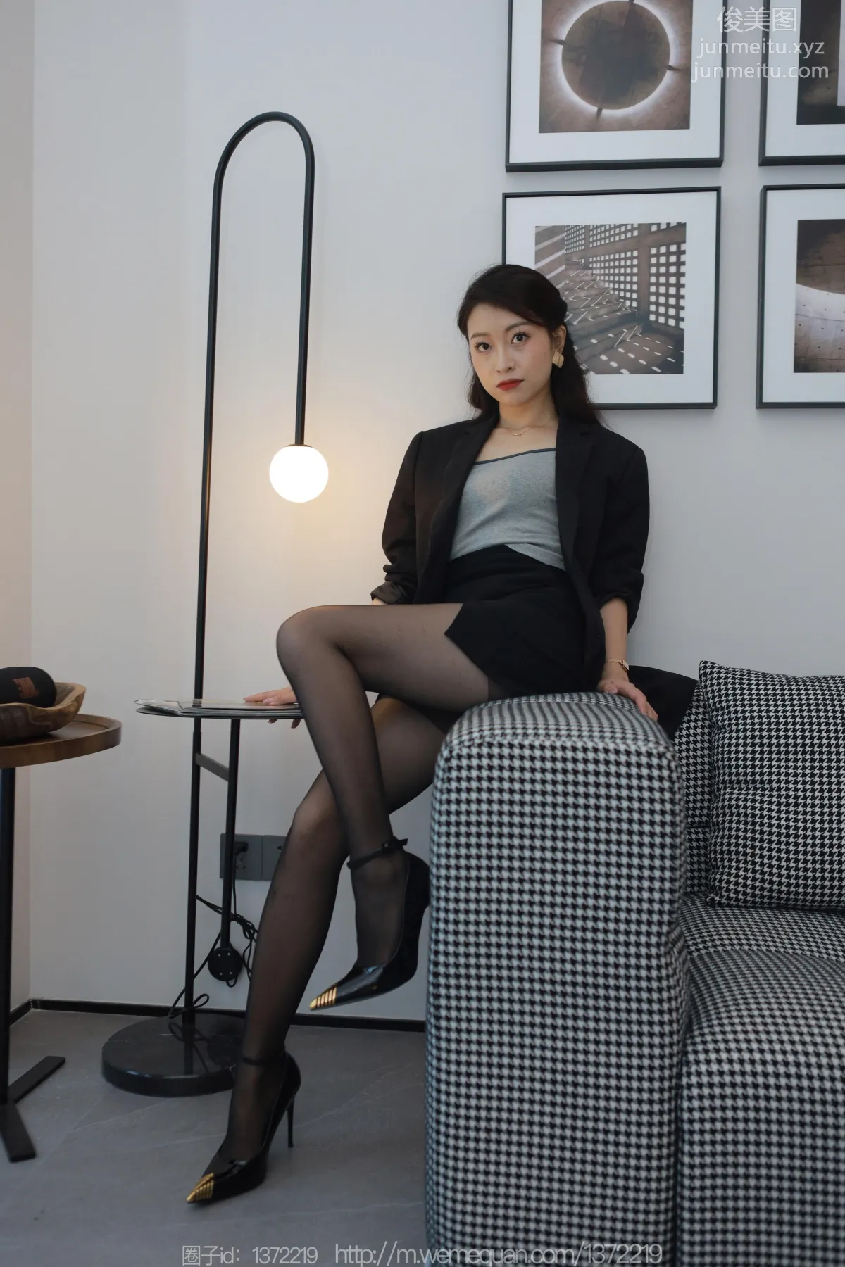 [IESS异思趣向] 2023.07.27 丝享家 1491 小婕《黑金高跟鞋》[82P] page 11