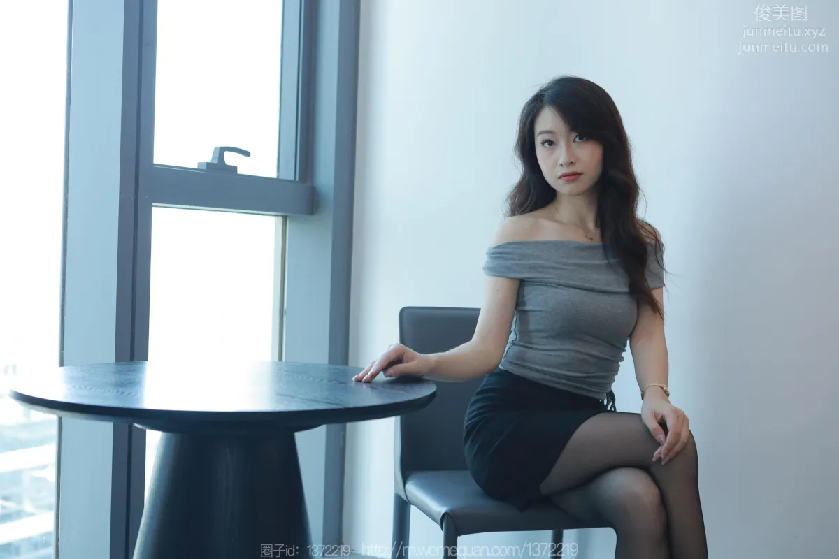 [IESS异思趣向] 2023.07.31 丝享家 1494 小婕《紧身的包臀裙》[85P] page 22