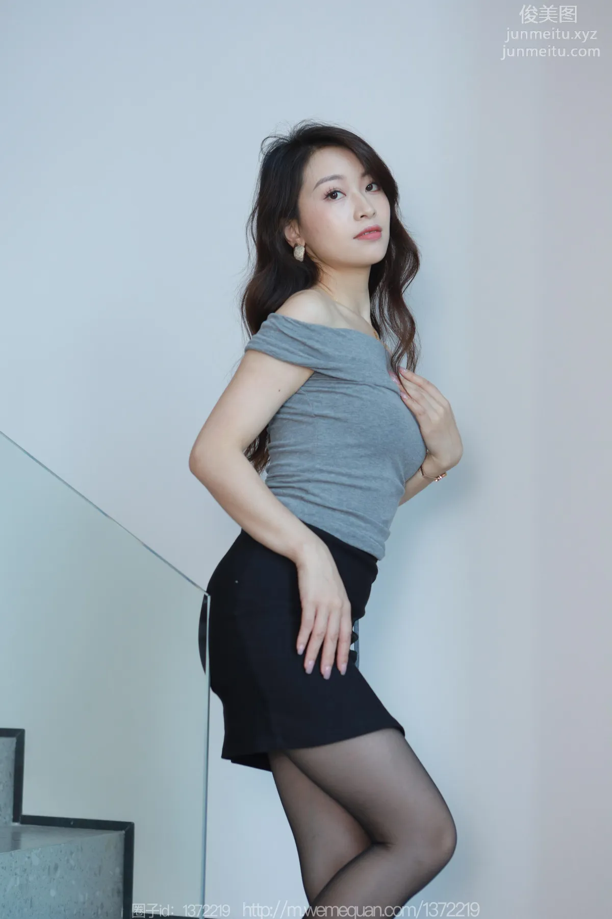 [IESS异思趣向] 2023.07.31 丝享家 1494 小婕《紧身的包臀裙》[85P] page 49
