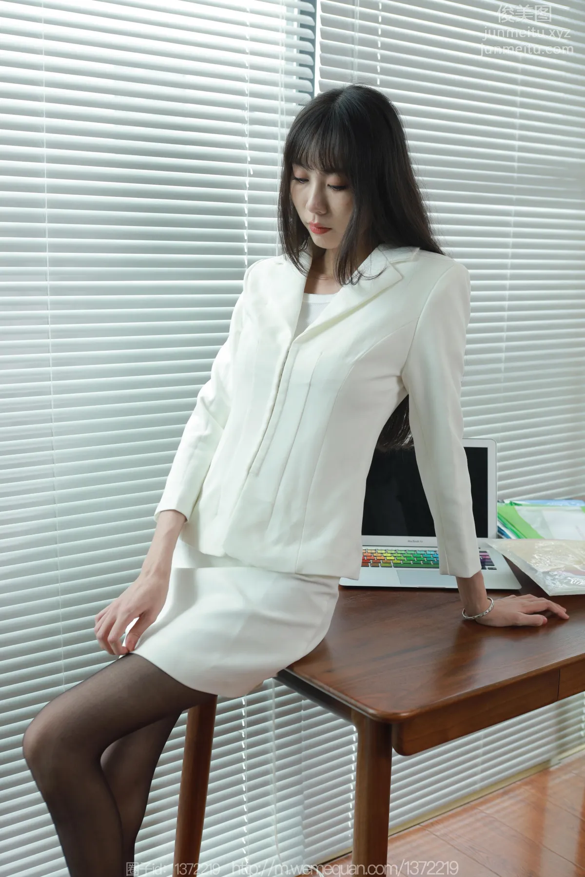 [IESS异思趣向] 2023.08.27 丝享家 1517 团团《洁白无瑕》[81P] page 13