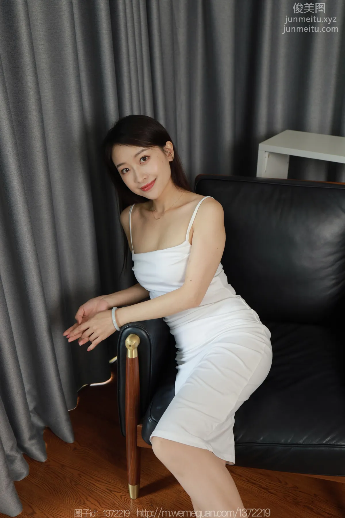 [IESS异思趣向] 2023.08.30 丝享家 1520 小婕《白色包臀裙》[82P] page 2
