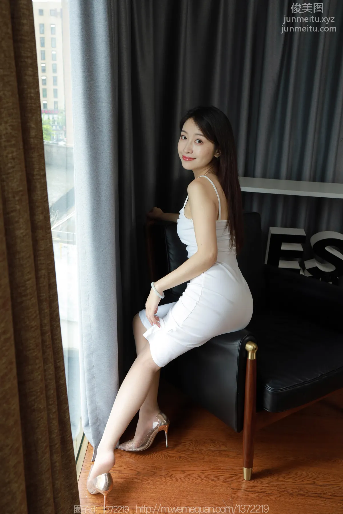 [IESS异思趣向] 2023.08.30 丝享家 1520 小婕《白色包臀裙》[82P] page 37