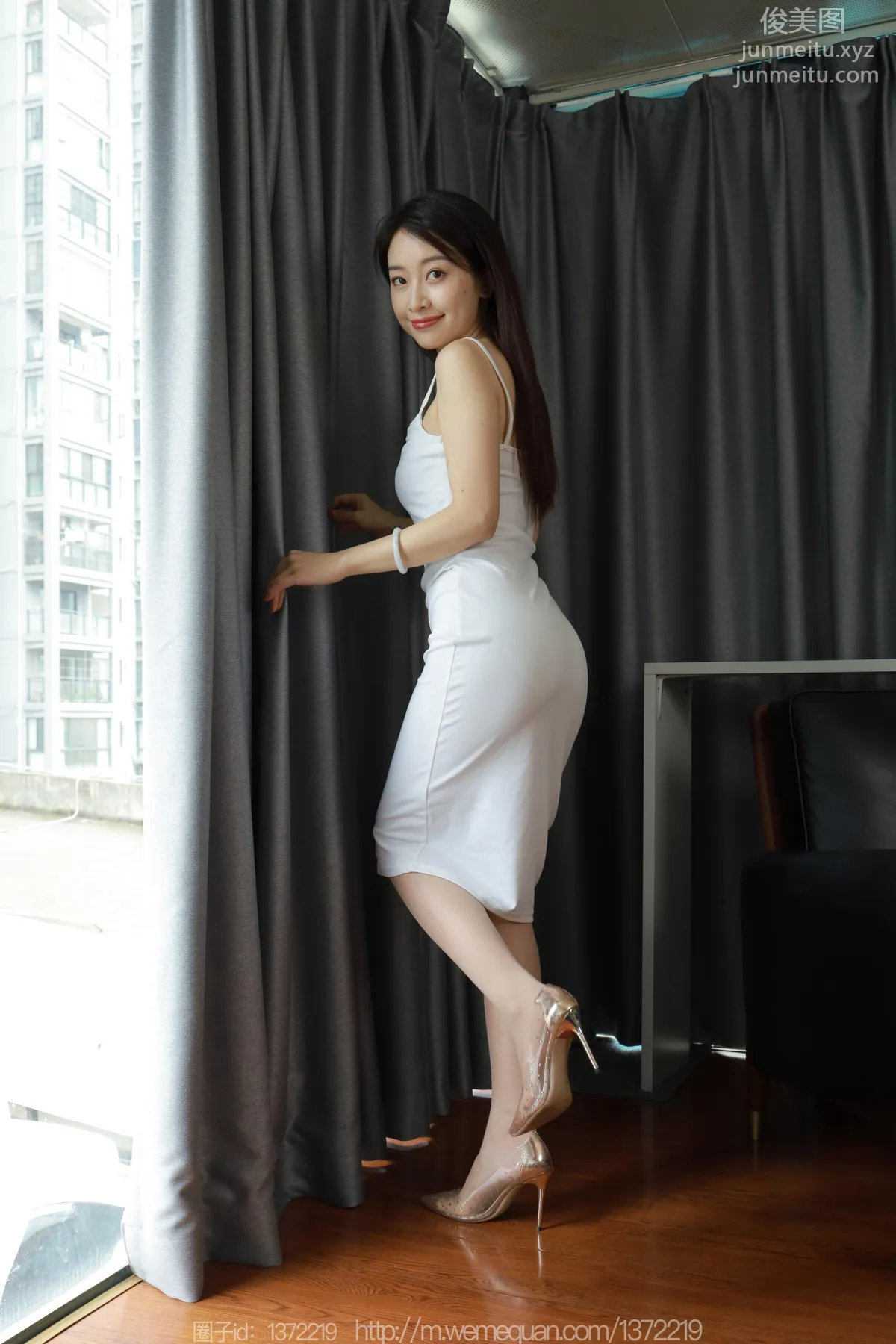 [IESS异思趣向] 2023.08.30 丝享家 1520 小婕《白色包臀裙》[82P] page 61
