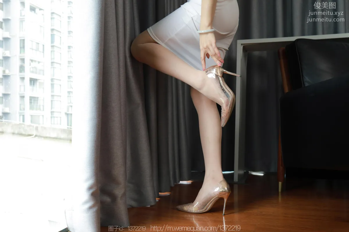 [IESS异思趣向] 2023.08.30 丝享家 1520 小婕《白色包臀裙》[82P] page 67