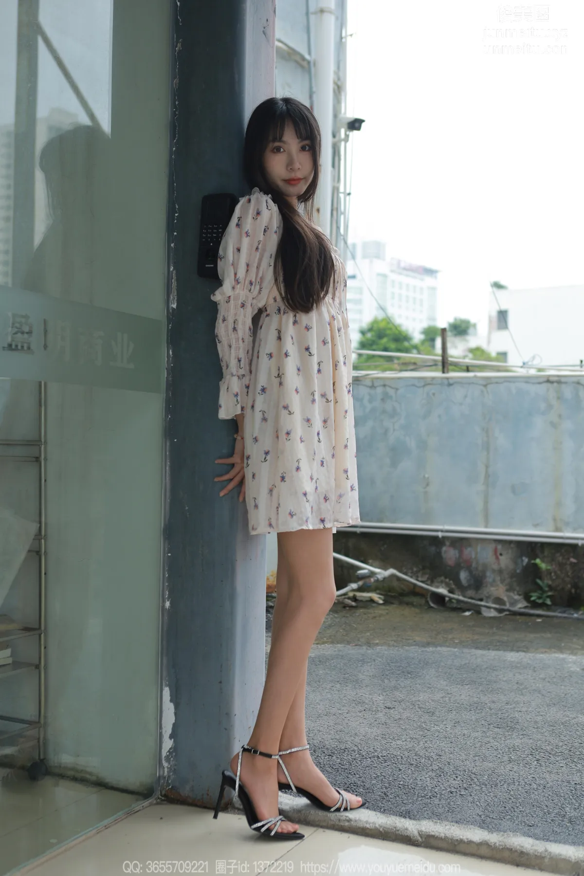 [IESS异思趣向] 2023.10.15 丝享家 1559 团团《风吹裙子》[83P] page 26