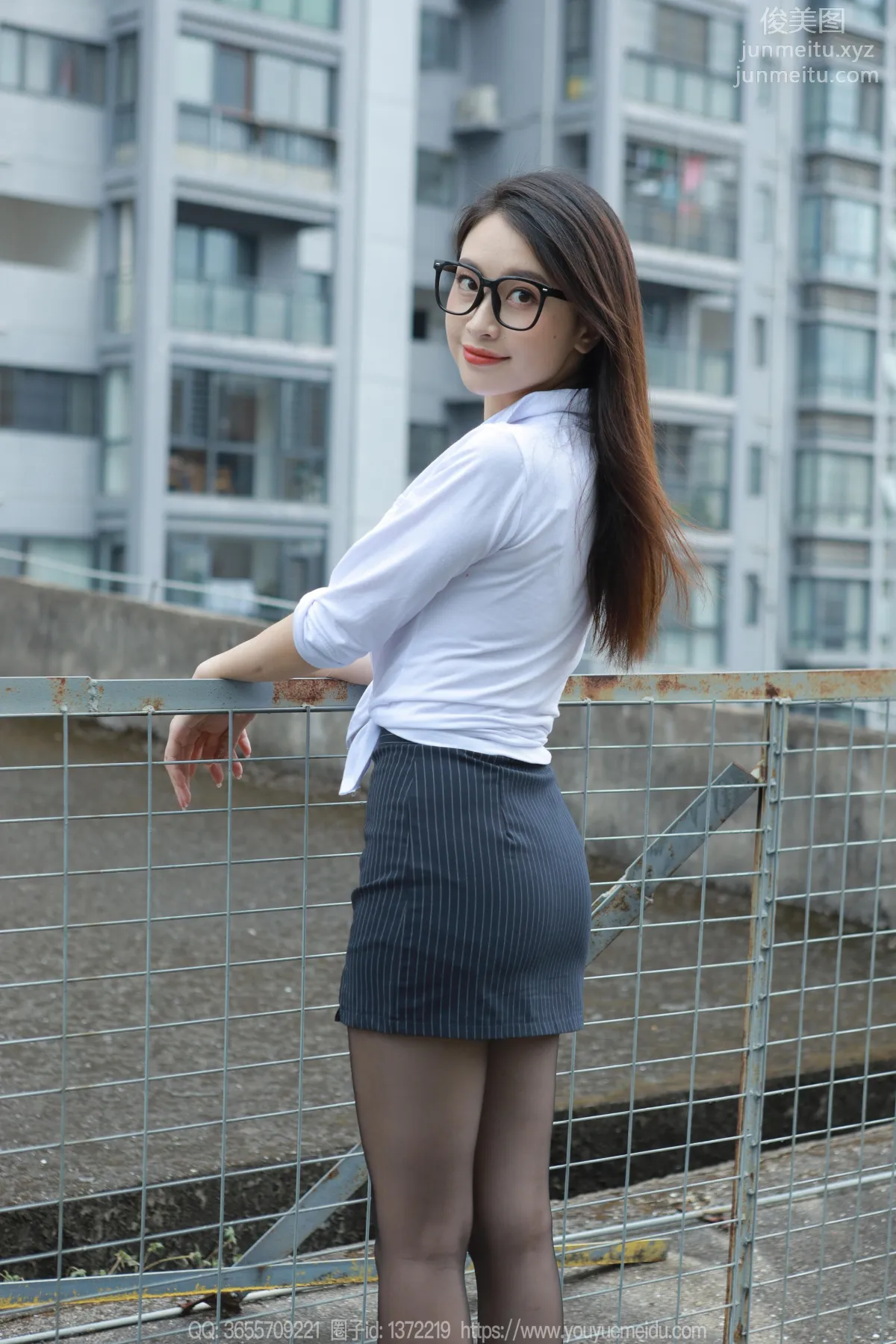 [IESS异思趣向] 2023.10.26 丝享家 1569 小婕《迷人眼镜娘》[91P] page 55