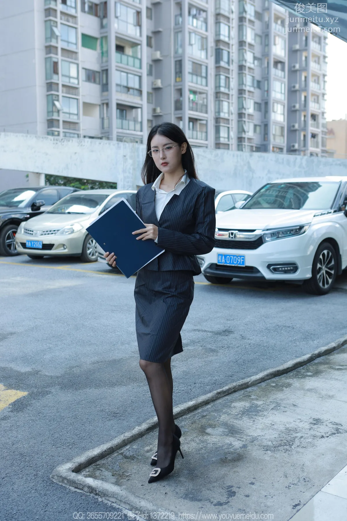 [IESS异思趣向] 2023.11.03 丝享家 1576 小宝《懂事早到女人》[88P] page 43