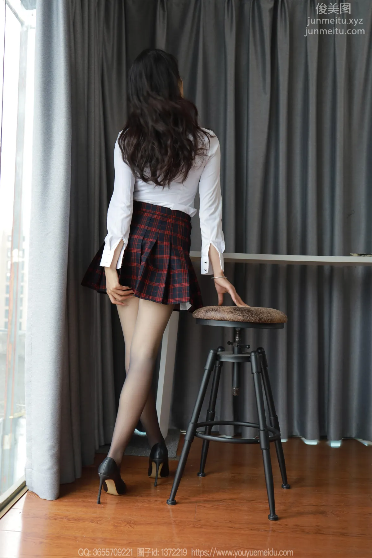 [IESS异思趣向] 2023.12.03 丝享家 1601 小金《挺拔有力》[79P] page 41