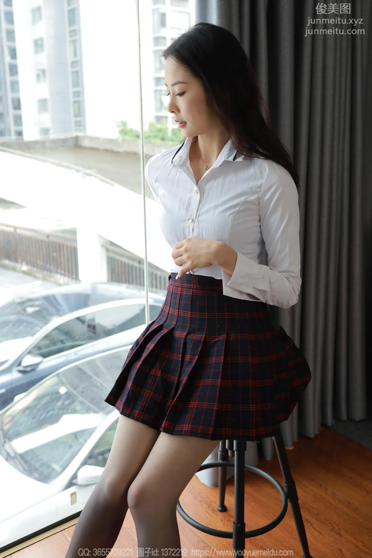 [IESS异思趣向] 2023.12.03 丝享家 1601 小金《挺拔有力》[79P] page 55
