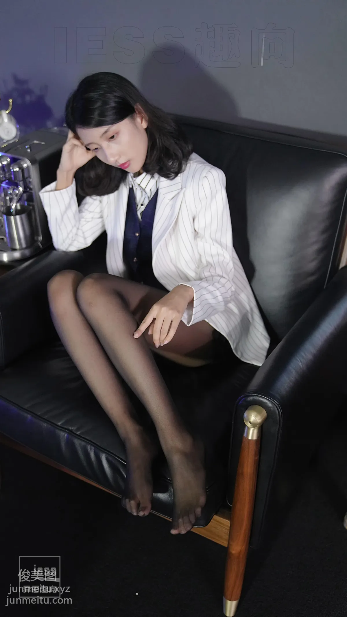 [IESS异思趣向] 2019.01.11 丝足便当291：森爷 page 43