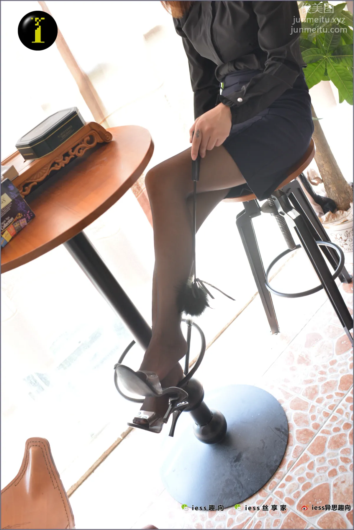 [IESS异思趣向] 普惠集 049 表妹职业黑凉拖特写I page 14
