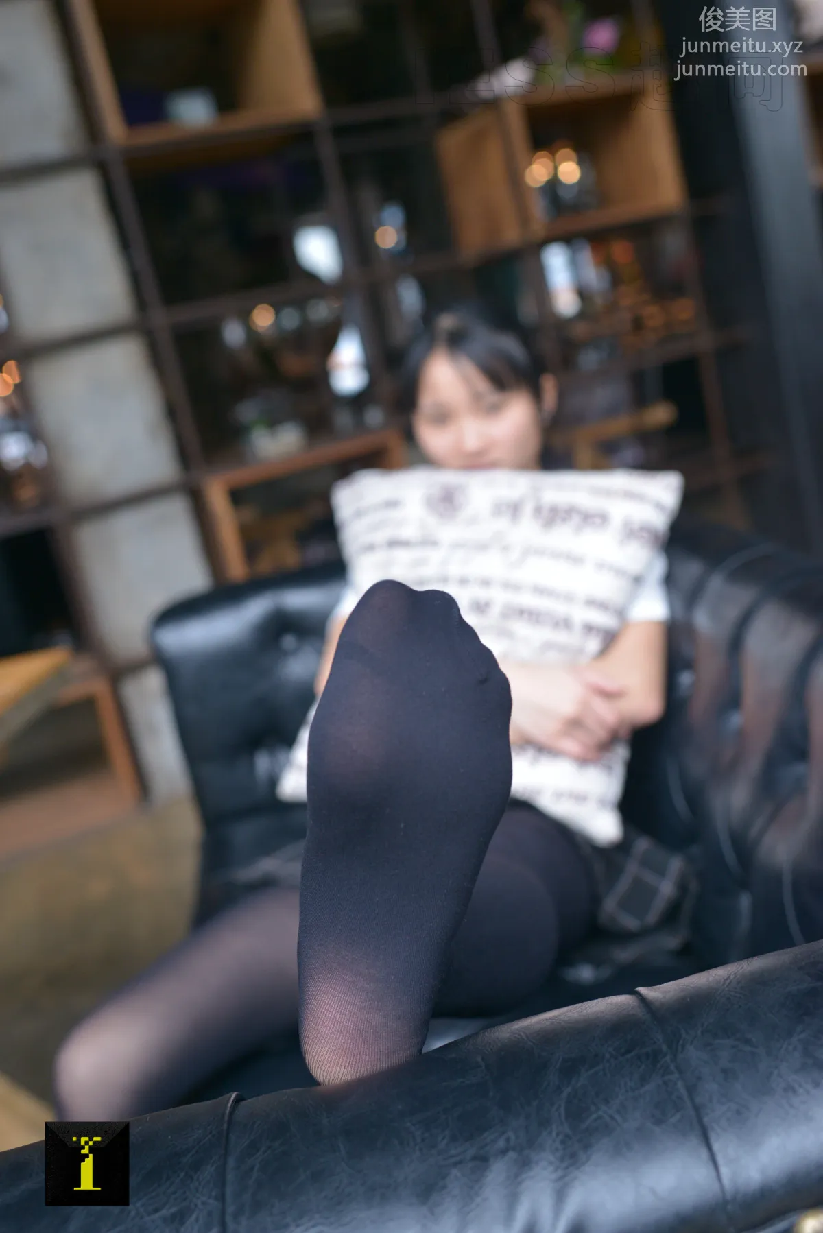 [IESS异思趣向] 普惠集 053 妹妹琪琪 妹妹的80D（3） 丝足底 page 29