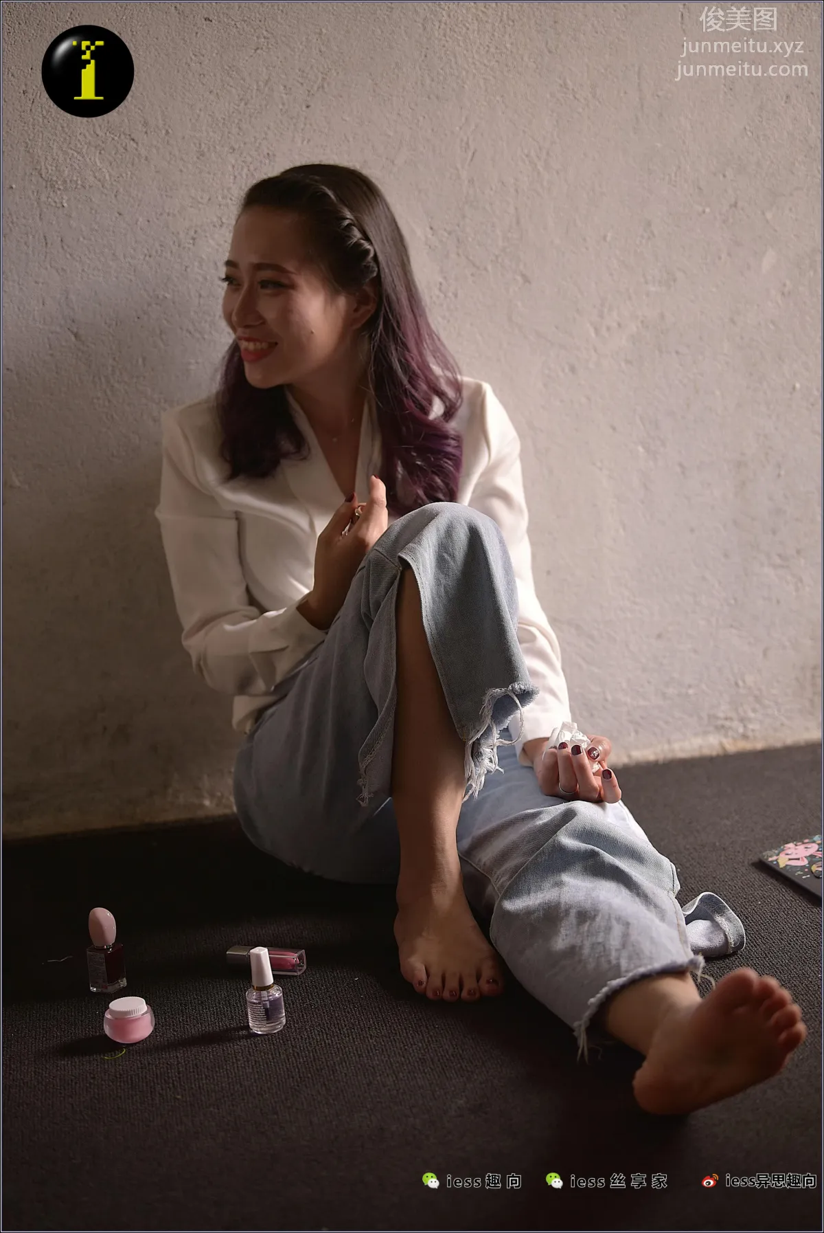 [IESS异思趣向] 普惠集 073 范美美-涂趾甲油 page 31